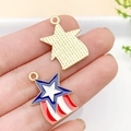 Star-shaped alloy pendant with American flag pattern for DIY keychain accessories - KC Gold Enamel Striped Shooting Star 23x18mm