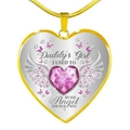 Dettaglio del ciondolo a cuore Daddy's Angel con gemma rosa e ali di farfalla - Oro Ottobre