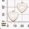 Witte emaille hartvormige hanger met gouden letter K voor DIY-sieraden maken - Letter K / Wit