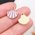 Pendentif coquillage émaillé violet avec dos en alliage doré pour bijoux DIY - Coquillage en Émail Violet (10993) / 13x13mm