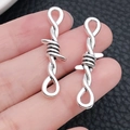Lot de 2 breloques cœur en alliage argenté antique pour la création de bijoux DIY - 9x34mm / Style Petit Fil de Fer Barbelé Argent Antique (13906)
