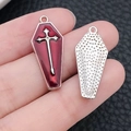 Pendentif cercueil gothique en alliage argenté avec émail rouge pour bijoux personnalisés - 11x25mm / Style Cercueil Rouge Argent (15053)