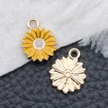 Colgante de girasol de esmalte amarillo y aleación para joyas DIY y collares - Margarita Pequeña de Esmalte Amarillo (14784)