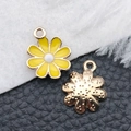Colgante de margarita para joyas DIY con esmalte amarillo y base de metal dorado - Margarita Pequeña Esmalte Amarillo (18787)