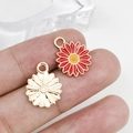 Main tenant des breloques marguerites en émail rouge pour bijoux DIY - Petite Marguerite Rouge (13x16mm)