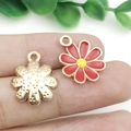 Pendentifs marguerites en émail rouge et plaqué or pour la création de bijoux DIY - Petite Marguerite Rouge (15x18mm)