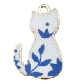 Katzen Anhänger aus Legierung mit weiß-blauem Emaille-Blumenmuster für DIY-Schmuck - Blau-florale Rückenkatze-18950
