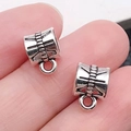 Cuentas de aleación plateada con textura vintage y aro para creación de joyería DIY - Enganche Triple Plata Antigua (8281)