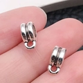 Set de dos cuentas espaciadoras de aleación plata antigua con lazos para joyas DIY - Enganche Triple Plata Antigua (8914)