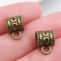 Colgantes de aleación de bronce antiguo con agujeros grandes para pulseras DIY - Enganche Triple Bronce Antiguo (20667)