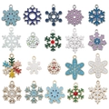 Detailansicht von 20 Schneeflocken-Anhängern aus Legierung mit Emaille und Strasssteinen - SN977 Emaille Schneeflocken Set 20er