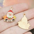 Colgante esmaltado de Papá Noel en piano con reverso dorado texturizado para bisutería - Papá Noel de Piano de Navidad Rojo (19578)