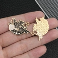 Gothic black crow and white rose enamel alloy pendant with golden edges for DIY jewelry - Halloween Bird (19347) / 21x31mm (1 Piece)