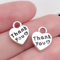 Zilveren hartvormige hanger van legering met 'Thank You' gravure voor DIY-sieraden - Antiek Zilveren Thank You Letter Hart (7026)