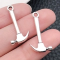 Colgante martillo de plata en aleación para creación de joyas DIY y llaveros - Herramienta Martillo Plata Antigua (8521)