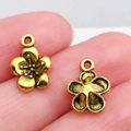 Gouden bloembedels van legering met reliëfdetails voor DIY-sieraden en hangers - Antique Gold Flower Stamen (12x9mm)
