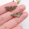 Colgantes de murciélago en bronce antiguo para joyería con escala de tamaño - Estilo de Murciélago (20104) / 1 Unidad (21x9mm) / Bronce Antiguo