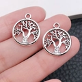 Set van twee ronde levensboom hangers in antiek zilver voor het maken van sieraden - Antiek Zilver Ronde Levensboom (10398)