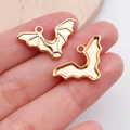 Dijes de murciélago dorados para joyería DIY, detalles de frente y reverso - Murciélago de Halloween (20065) / 1 Pieza (23x14mm) / Oro KC