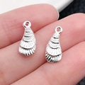 Colgantes de aleación con forma de concha plateada para joyería DIY, tema marino - Concha Océano Plata Brillante (20703)