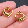 Paar gouden hartvormige hangers met engelenvleugels voor DIY sieraden maken - Antiek Gouden Hart Vleugels (19998)