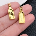 Gouden GIN-fles hanger van legering voor sieraden maken met gegraveerde tekst - Rode Wijnfles (20750)