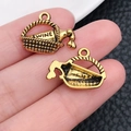 Vintage gouden wijnfles en mand legering hanger met WINE gravure voor DIY sieraden - Wijnmand (20752)
