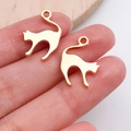 Colgantes de gato dorados de aleación para joyería DIY sostenidos en la mano - Gato (20632) / 1 pieza (19x14mm) / Oro KC