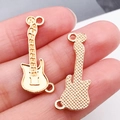 Colgante de guitarra dorada vintage con aros dobles para crear pulseras y joyas DIY - Guitarra (20940)