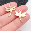 Colgantes de libélula en aleación dorada para joyería DIY con alas detalladas - Estilo Libélula Oro KC (20141) / 17x19mm