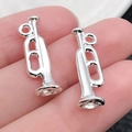 Colgantes de trompeta plateados para creación de joyas DIY y accesorios de pulseras - Trompeta (20914)
