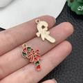 Kerst zuurstok bedeltjes van goud metaal en emaille voor DIY sieraden maken - Rood Groene Emaille Kerst Snoepje