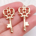 Par de colgantes de llave de corazón retro dorados de aleación para joyería artesanal DIY - Llave Oro KC (20993)