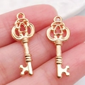 Colgantes de llave vintage dorados en aleación para joyería DIY set de dos piezas - Llave Pequeña Oro KC (20996)