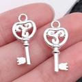 Colgantes llave corazón vintage plateados con símbolo triskel para joyería DIY - Llave Plata Brillante (20967)