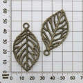 Bronzen holle bladhangers voor sieraden met vintage metalen adertexturen - Antiek Bronzen Hol Blad (66)