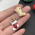 Handgemaakte kerstsok emaille hanger voor DIY-sieraden met vergulde afwerking - Rode Kerst Sok