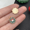 Donkergroene bloem emaille hanger met rode strik voor doe-het-zelf sieraden maken - Groene Strik Krans