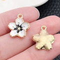Handheld gold alloy cherry blossom pendant with white enamel finish and hanging ring - Small Daisy 16x13mm (19630)