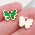 Breloque papillon en émail vert avec base en métal doré pour la création de bijoux - Vert Foncé 12x11mm (12494)