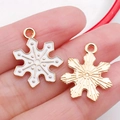 Colgante de copo de nieve dorado con esmalte blanco para hacer joyas y pulseras DIY - Estilo Copo de Nieve de Navidad de Esmalte Blanco (14288)