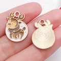 Colgante de reno navideño esmaltado para pulseras DIY con reverso metálico dorado - Estilo Placa Redonda de Reno de Navidad Blanca (21062)