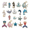Lot de 19 breloques océaniques en émail coloré avec animaux marins et bordures dorées - Lot de 20 Animaux Marins en Émail (SN795)