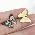 Pendentif papillon en émail noir et blanc avec finition en alliage doré pour bijoux DIY - Blanc Imprimé 21x15mm (12423)