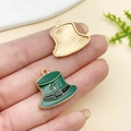 Pendentifs chapeau DIY Saint-Patrick en émail vert et doré avec trèfle décoratif - Chapeau de Trèfle