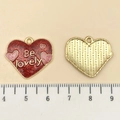 Pink dripping oil heart charm with Be Lovely text and golden metallic texture back - Red Glitter Enamel BELOVELY (21460) / 20x23mm