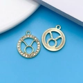 Ciondoli zodiaco Toro dorati con strass e design traforato per creazione gioielli fai-da-te - Toro Oro KC