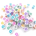 Cuentas cúbicas blancas de acrílico con letra G de colores para pulseras DIY - Cuenta de Letra de Color Cuadrada Blanca G