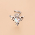 Détail d'un piercing de nez en L argenté avec aile d'ange en cristal et pierre d'opale - 5# Argent