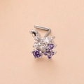 Détail de piercing de nez en L avec fleur en zircones cubiques blanches et violettes - 5# Style Grappe de Fleurs Argent Violet Blanc / Argent